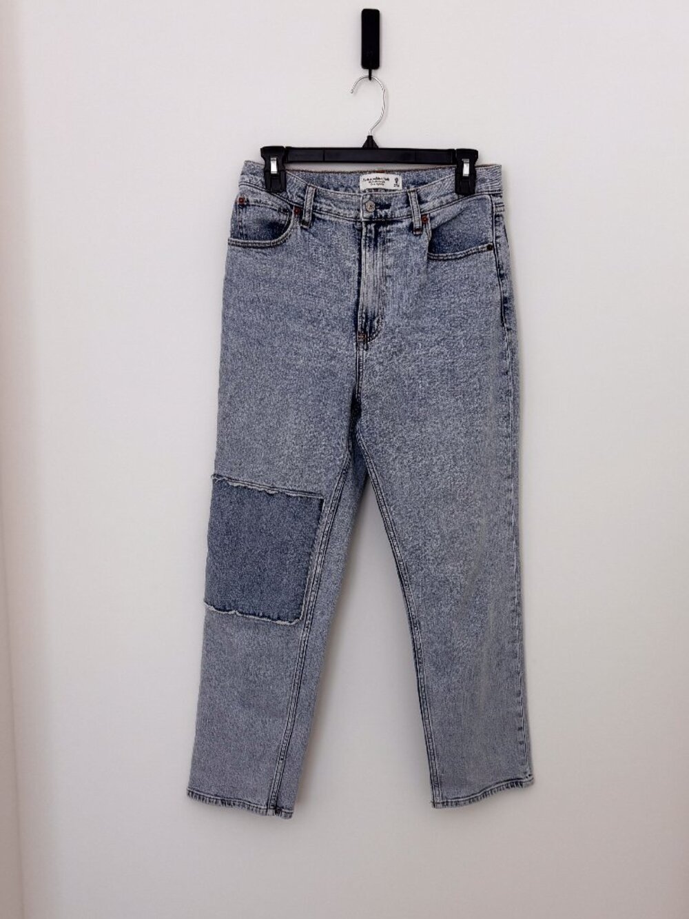Abercrombie & Fitch The Ankle Straight Ultra High Rise Jeans Light Wash Size 28
